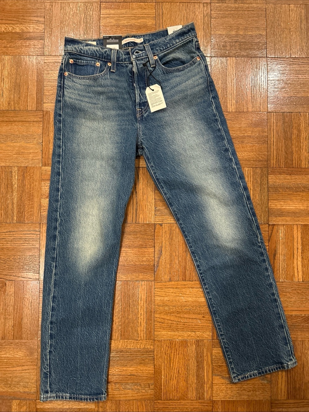 Levi's Women's Straight Leg Jeans - Faded Blue Wash